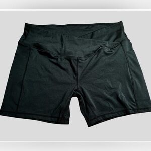 NWOT Women's Gray High-Waisted Shorts